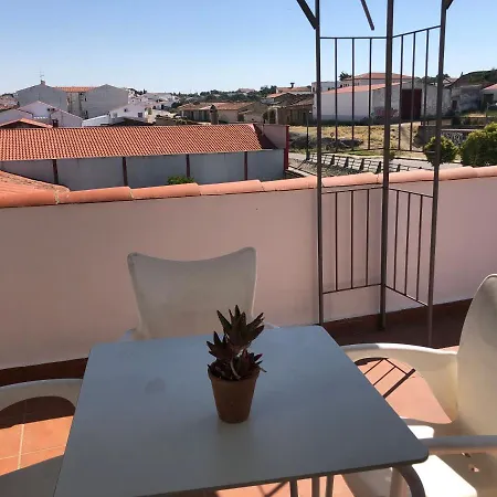 Guest house La Caballeriza *